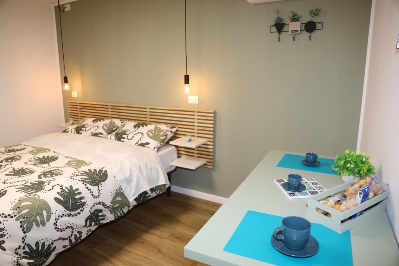 Casa Viscardi Apartment Наполи Екстериор снимка